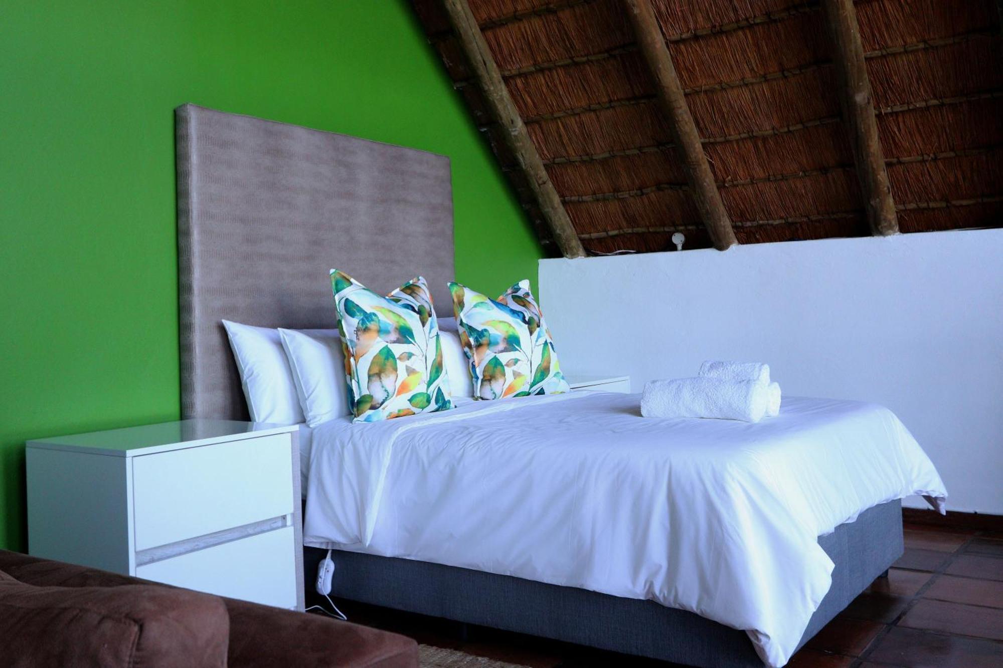 Bali At Scenic Haven Lodge In Hartbeespoort Exteriér fotografie