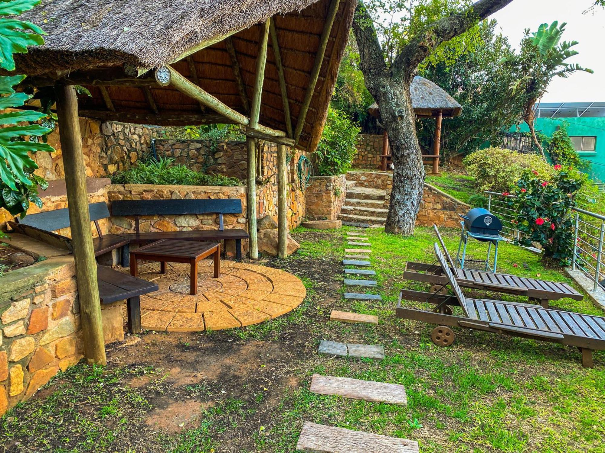 Bali At Scenic Haven Lodge In Hartbeespoort Exteriér fotografie